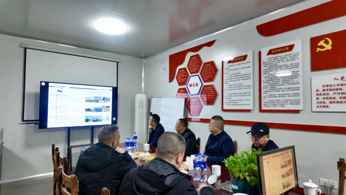深化交流，共促發(fā)展 毛氏企業(yè)聯(lián)合會毛中吾會長一行蒞臨湖南邁科機(jī)械考察指導(dǎo)
